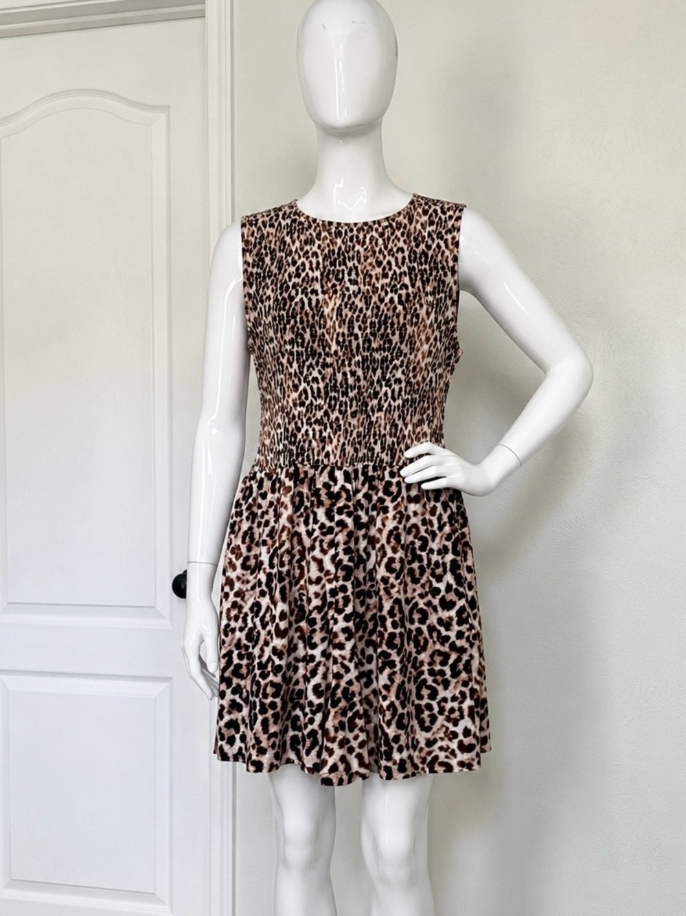 Calvin Klein Women’s Leopard Print Romper Sleeveless Animal Print